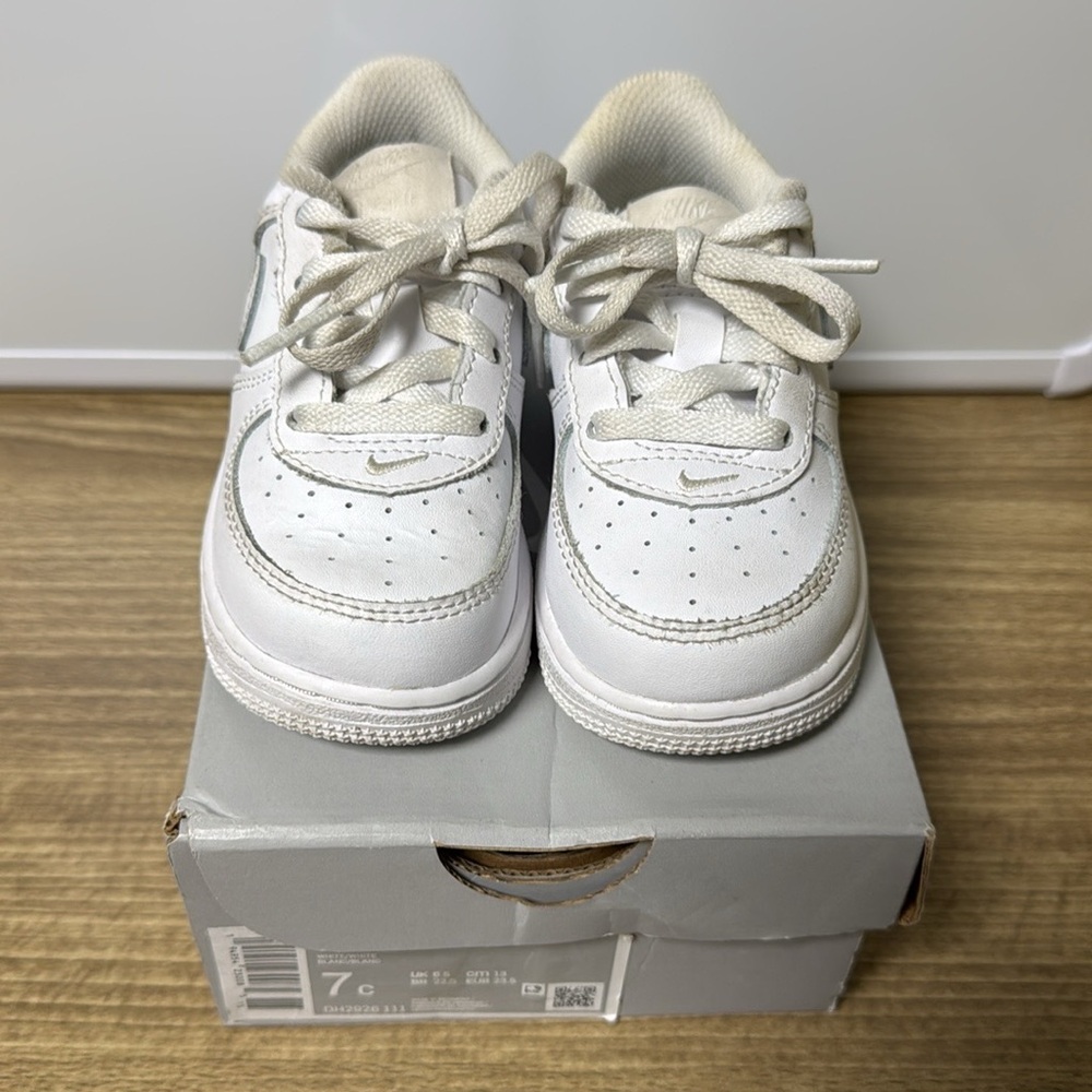 Air Forces size 7C